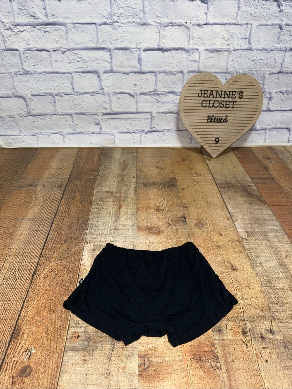 Kyte baby black sleep shorts